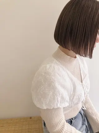 ショート カラー 顔周りレイヤー/韓国 ブリーチminamiのヘアスタイル