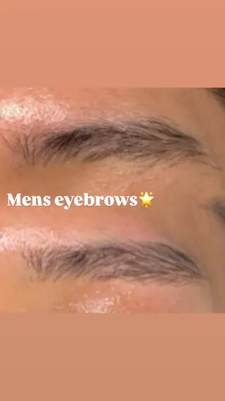 アイブロウ La Bless Mihane🐈‍⬛の眉毛・アイブロウイメージ