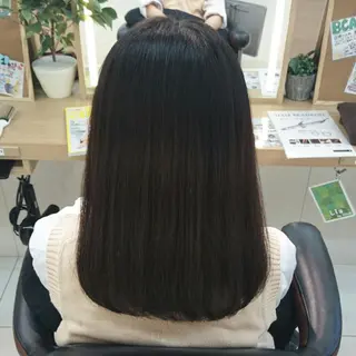 セミロング 透明感ハイライト◎ 伊藤夏海のヘアスタイル