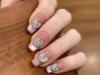 ネイル Ku raのネイルデザイン