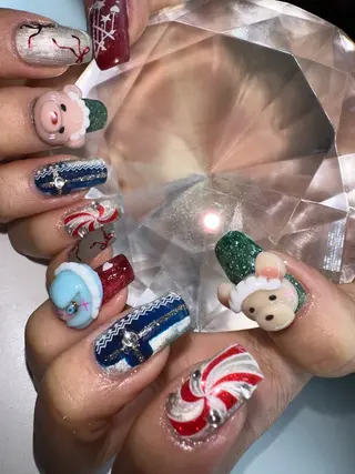 セミロング YOKOSUKA⚓️ NAILSのネイルデザイン