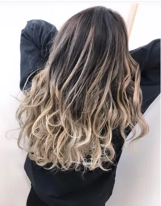 ロング カラー パーマ ヘアアレンジ メンズ キッズ ネイル マツエク・マツパ 酸性ストレート 髪質改善大槻勇樹のヘアスタイル