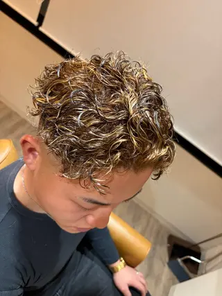 ショート カラー パーマ メンズ Flow所属・黒原 将貴のヘアスタイル