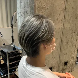 ショート カラー メンズ director tatsukiのヘアスタイル
