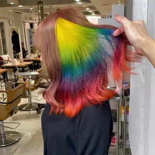 ミディアム L STUDIO心斎橋店所属・派手髪支持率No1 Eisukeのヘアスタイル