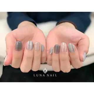 ネイル アトリエ　ミモザ所属・いまむら あかりのネイルデザイン