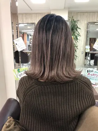 ミディアム SALOWIN  原宿ash所属・タナカ タクヤのヘアスタイル