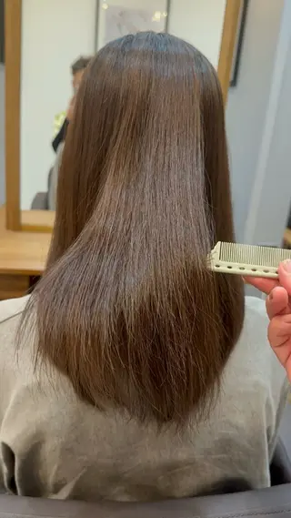 セミロング ❤️可愛いハイトーン を造る❤️AKIRAのヘアスタイル