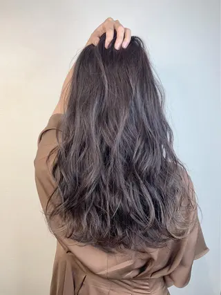 セミロング カラー _WHITE 天王寺のヘアスタイル