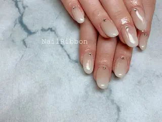 ネイル ネイルリボン 受付スタッフのネイルデザイン