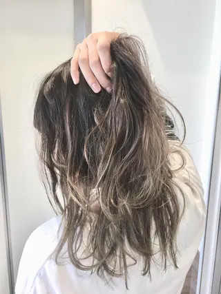 ロング カラー tuki yokohama所属・店長 小池アキトのヘアスタイル