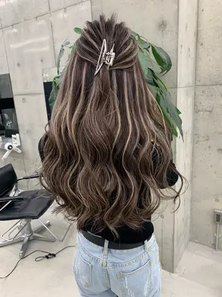 カラー ENGOL 名古屋栄所属・萩野下 かきのヘアスタイル