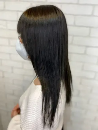 セミロング カラー ヨシダ フミノリのヘアスタイル