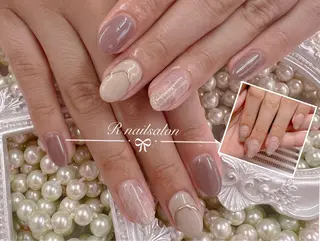 ミディアム R NAILSALONのネイルデザイン