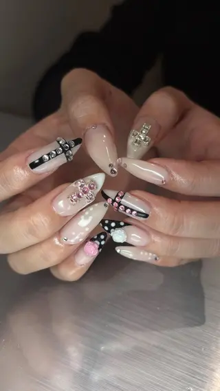 ネイル 👽個性派ネイル🎀 komachiのマツエク・マツパデザイン