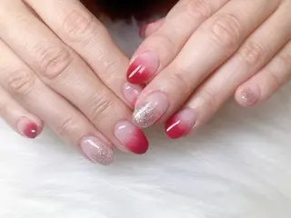 ネイル ECLAT エクラ所属・寺山 千鶴のネイルデザイン