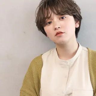 ショート カラー 柏 ウルフ/レイヤー 田中佐和🐺のヘアスタイル