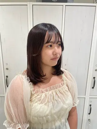 ミディアム カラー momo/メイク/ ハイトーン/アレンジのヘアスタイル