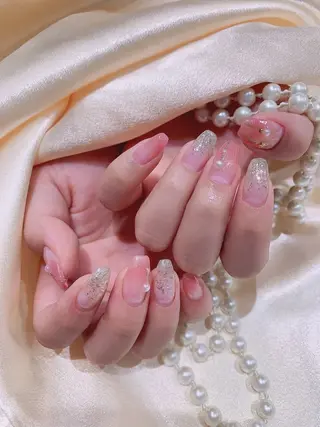 ネイル ネイルサロンAiri 長さ出し·シンプルのネイルデザイン