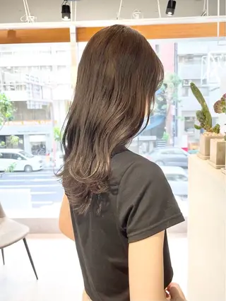 ミディアム カラー デザインカラー 小西勇次のヘアスタイル