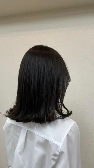 ミディアム 松本平太郎美容室大宮店所属・もりたみかこ 美容師お休み中のヘアスタイル