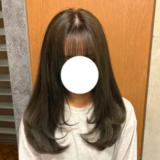 カラー Hairruup Aru design works所属・新垣 心都のヘアスタイル