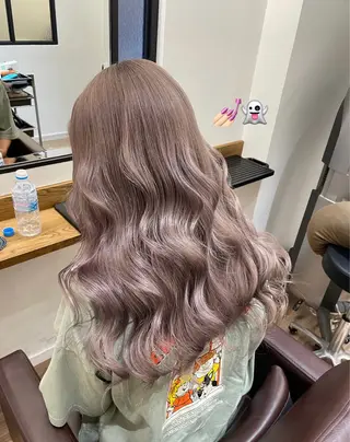 ロング ハイトーン/透明感 カラー/下出有沙のヘアスタイル