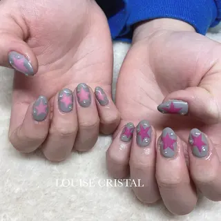 ネイル LOUISE CRYSTALのネイルデザイン