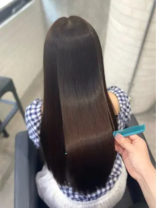 ロング カラー shiori/透明感 /顔周り/髪質改善のヘアスタイル