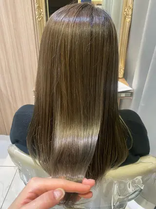 セミロング カラー パーマ 古川 琴美のヘアスタイル