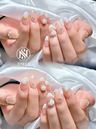 セミロング AMIA BEAUTY SALON所属・🌟AMIA BEAUTY🌟のネイルデザイン