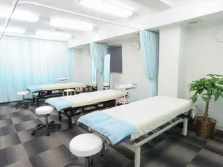 小顔・骨盤矯正専門店  シンメトリー池袋のエステ・リラクイメージ