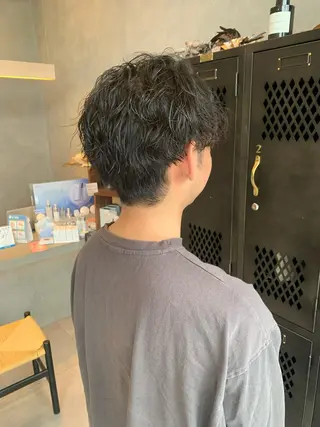 パーマ メンズ 青柳 有咲のヘアスタイル