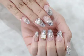 ネイル Leonie ｵｵｲのネイルデザイン