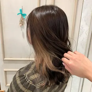 カラー サソウ ユリエ🥥のヘアスタイル