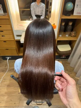 セミロング afloatkobe所属・美髪/髪質改善 川口凌弥のヘアスタイル