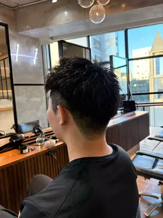 ショート メンズ 渋谷/韓国レイヤー ハッシュ/堅亘🟩のヘアスタイル