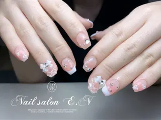 ネイル E.N🦋 長さ出し/持ち込みのネイルデザイン
