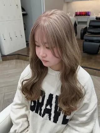 ロング カラー AVANCE. chisatoのヘアスタイル