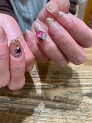 ネイル 佐藤  悠子のネイルデザイン