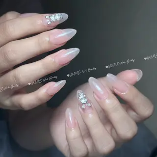 ネイル Linh Nailのネイルデザイン