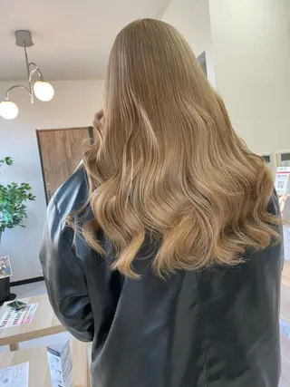 セミロング カラー 守屋 颯太のヘアスタイル