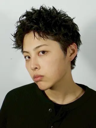 ミディアム 佐々木 開のヘアスタイル