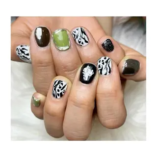 ネイル 駒月 明日香の眉毛・アイブロウイメージ