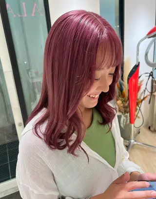 ミディアム カラー GOODDAY ヘアサロンのヘアスタイル