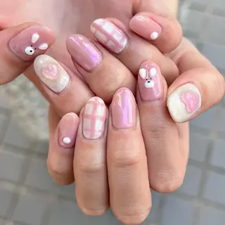 ネイル 河野 弥月のネイルデザイン