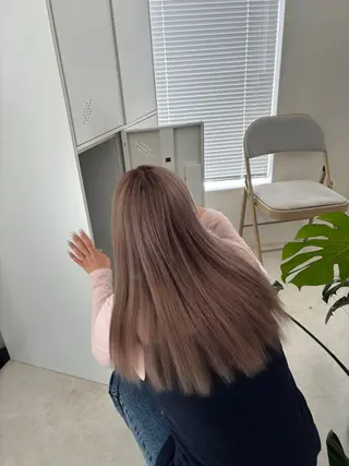 カラー December ISESAKI所属・December 米澤太一のヘアスタイル