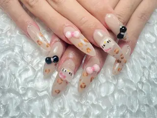 ネイル マジックミラー所属・マジック ミラーのネイルデザイン