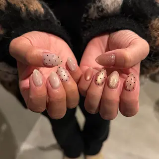 ネイル 𝐫𝐚𝐢 𝐧𝐚𝐢𝐥の眉毛・アイブロウイメージ