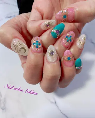 ネイル Lakkus T－CHIのネイルデザイン